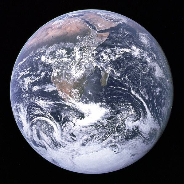 /pics/items/astronomy/the earth